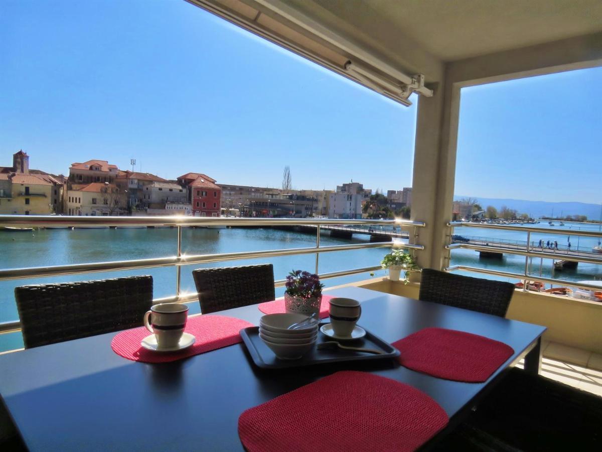 Apartament Mitra Zonata Pink Omiš Zewnętrze zdjęcie