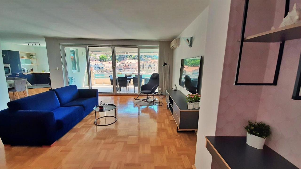 Apartament Mitra Zonata Pink Omiš Zewnętrze zdjęcie
